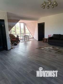 Дом 250м², 2-этажный, участок 10 сот.  