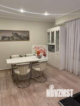 Дом 145м², 2-этажный, участок 3 сот.  