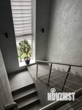 Коттедж 180м², 2-этажный, участок 4 сот.  