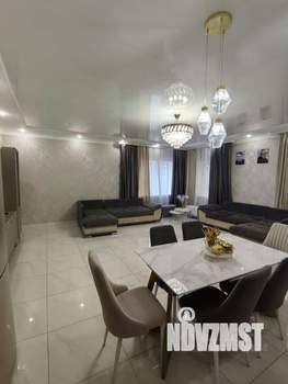 Дом 174м², 2-этажный, участок 5 сот.  
