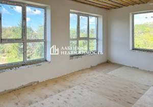 Дом 150м², 2-этажный, участок 6 сот.  