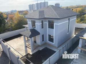 Коттедж 200м², 2-этажный, участок 6 сот.  