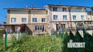 Таунхаус 376м², 4-этажный, участок 3 сот.  