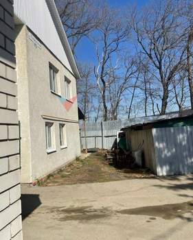 Дом 180м², 2-этажный, участок 3 сот.  