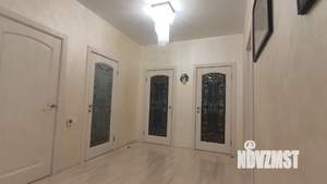 Коттедж 300м², 3-этажный, участок 7 сот.  