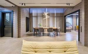 Дом 280м², 2-этажный, участок 14 сот.  