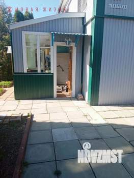 Дом 100м&sup2;, 2-этажный, участок 5 сот.  