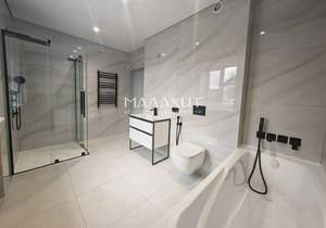 Дом 247м&sup2;, 3-этажный, участок 7 сот.  