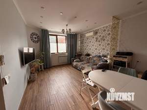 Таунхаус 240м², 4-этажный, участок 1 сот.  