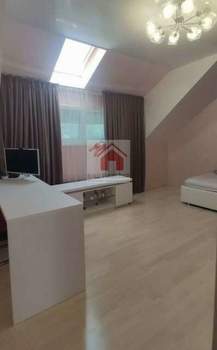 Дом 300м², 3-этажный, участок 7 сот.  