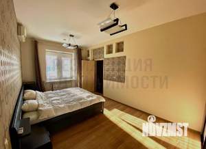 Коттедж 1000м², 2-этажный, участок 14 сот.  