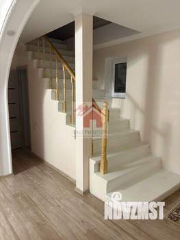 Дом 145м², 2-этажный, участок 3 сот.  