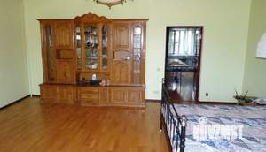 Коттедж 500м², 2-этажный, участок 12 сот.  