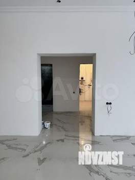 Коттедж 182м², 2-этажный, участок 4 сот.  