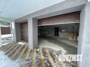 Таунхаус 280м², 3-этажный, участок 1 сот.  