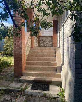 Дом 220м², 2-этажный, участок 10 сот.  