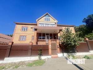 Коттедж 720м², 2-этажный, участок 20 сот.  