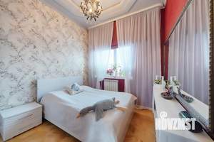 Коттедж 210м², 2-этажный, участок 5 сот.  