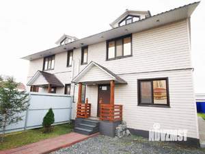 Коттедж 398м&sup2;, 3-этажный, участок 7 сот.  