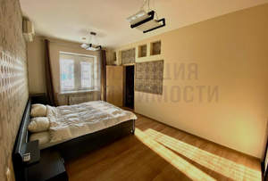 Дом 1000м², 2-этажный, участок 14 сот.  