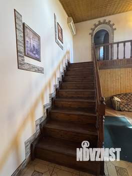 Коттедж 250м², 2-этажный, участок 6 сот.  