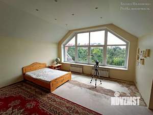 Дом 250м², 2-этажный, участок 6 сот.  