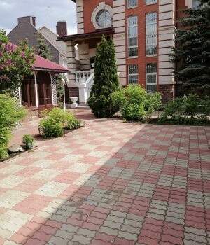 Дом 550м², 3-этажный, участок 8 сот.  