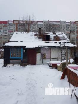 Дом 32м², 2-этажный, участок 6 сот.  