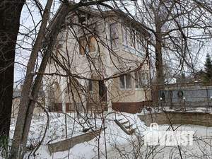 Коттедж 280м&sup2;, 3-этажный, участок 6 сот.  