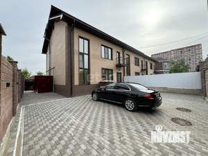 Таунхаус 240м², 2-этажный, участок 3 сот.  