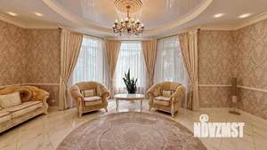 Коттедж 297м², 2-этажный, участок 10 сот.  