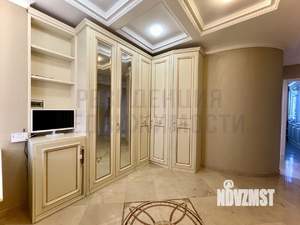 Коттедж 300м², 4-этажный, участок 6 сот.  