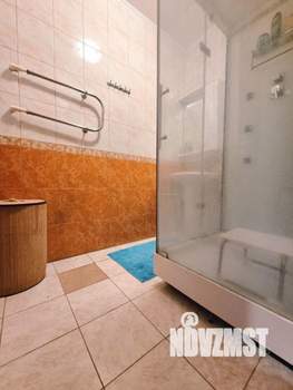 Дом 186м², 3-этажный, участок 10 сот.  