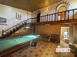 Коттедж 250м², 2-этажный, участок 6 сот.  