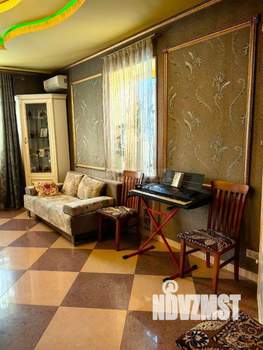 Коттедж 750м², 3-этажный, участок 12 сот.  