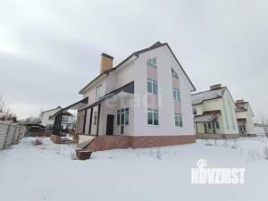 Дом 240м², 3-этажный, участок 12 сот.  