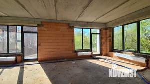 Коттедж 260м&sup2;, 3-этажный, участок 0 сот.  