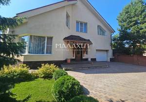 Дом 250м², 2-этажный, участок 5 сот.  