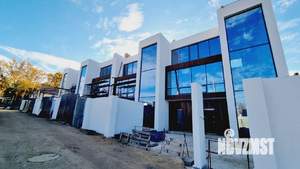 Таунхаус 350м², 3-этажный, участок 4 сот.  