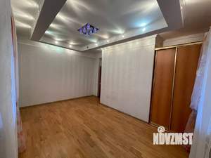 Коттедж 350м², 3-этажный, участок 8 сот.  