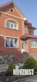 Дом 173м², 2-этажный, участок 10 сот.  