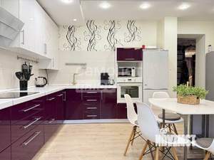 Коттедж 195м&sup2;, 2-этажный, участок 6 сот.  