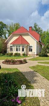 Дом 221м², 2-этажный, участок 20 сот.  