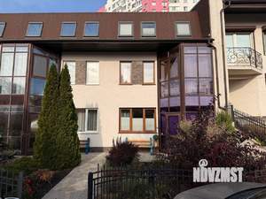 Таунхаус 240м², 4-этажный, участок 1 сот.  