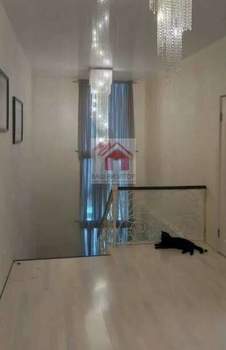 Дом 300м², 3-этажный, участок 7 сот.  