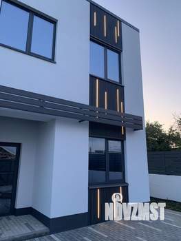 Коттедж 160м², 2-этажный, участок 5 сот.  