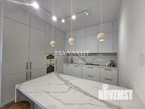 Коттедж 350м², 3-этажный, участок 6 сот.  