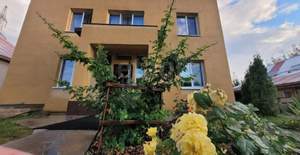 Дом 270м², 2-этажный, участок 15 сот.  