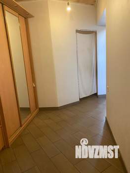 Коттедж 200м², 2-этажный, участок 7 сот.  