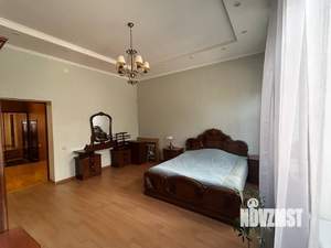 Коттедж 514м², 3-этажный, участок 10 сот.  